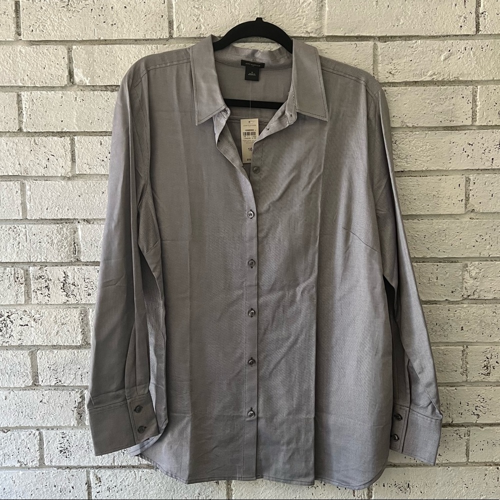 NWT Ann Taylor Charcoal Grey Striped Oxford Button Up